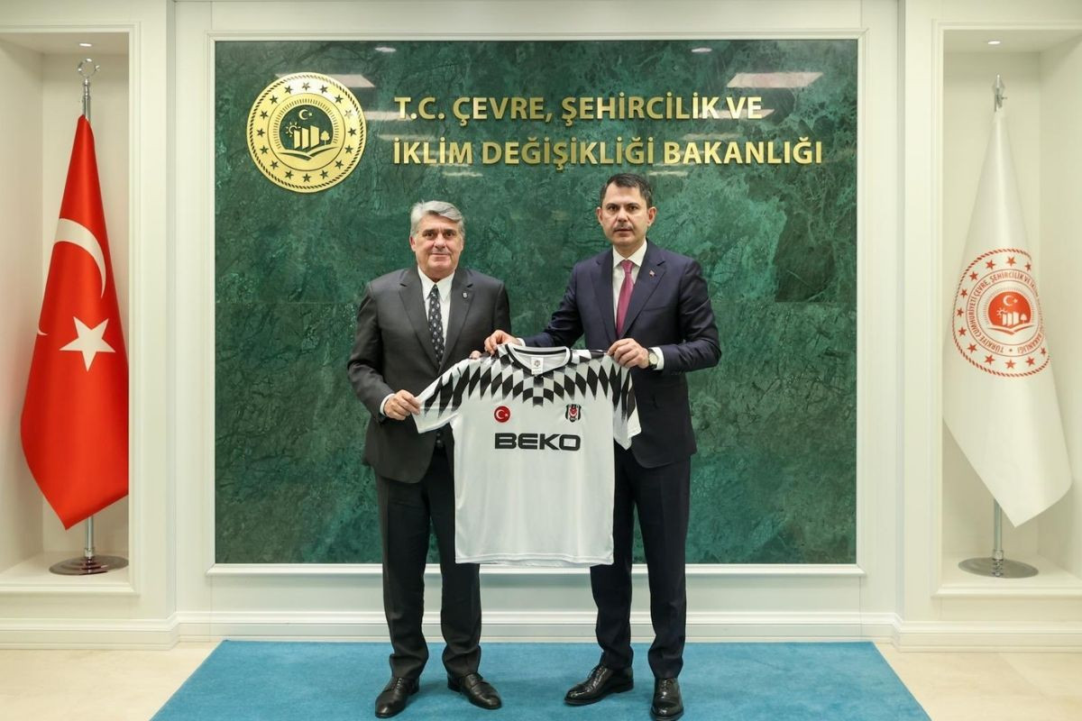 besiktasin yeni baskani serdal adali cevre ve sehircilik bakani murat kurumla gorustu Ha5UffZn