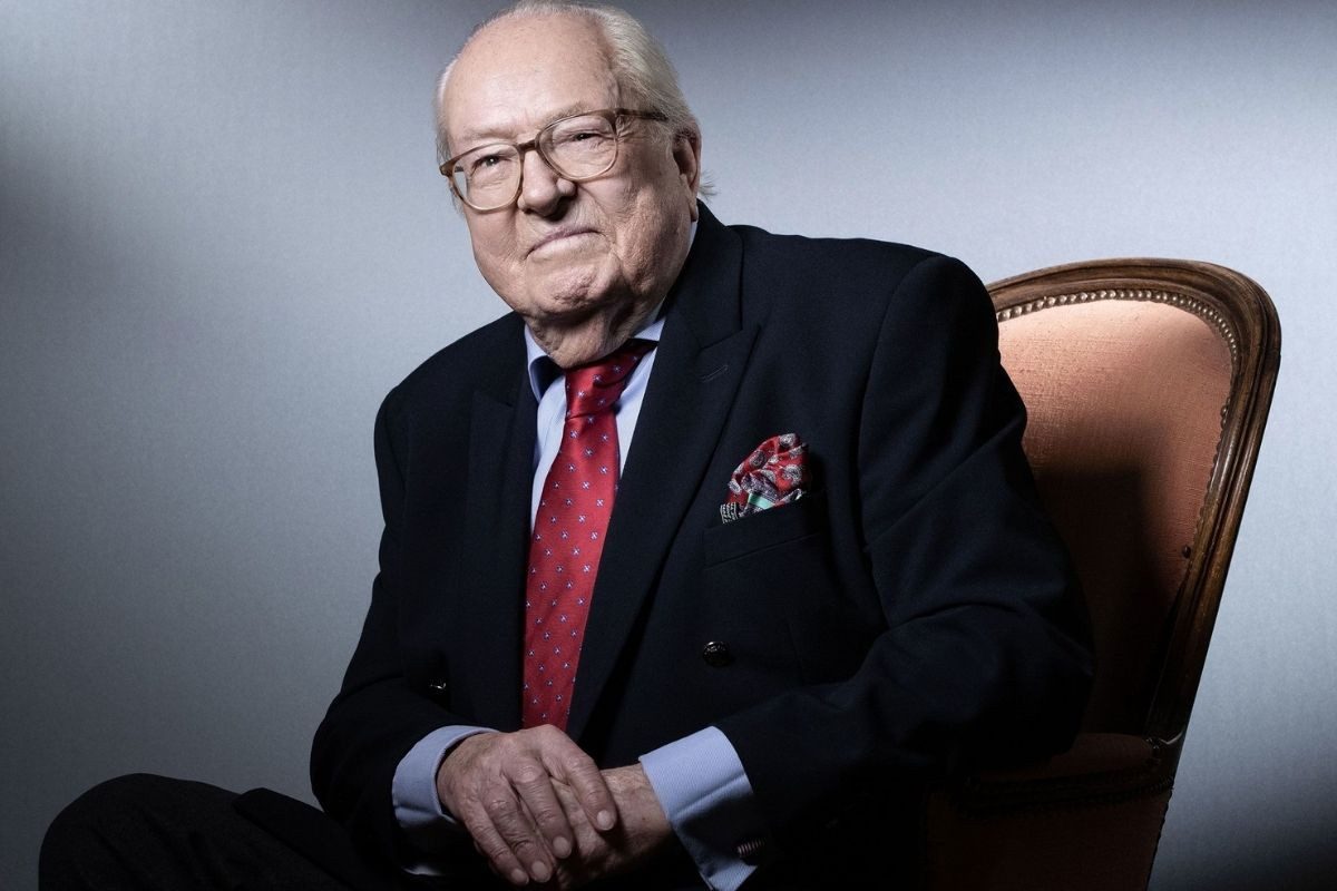 fransiz asiri sagci siyasetci jean marie le pen hayatini kaybetti uXPLVfTN