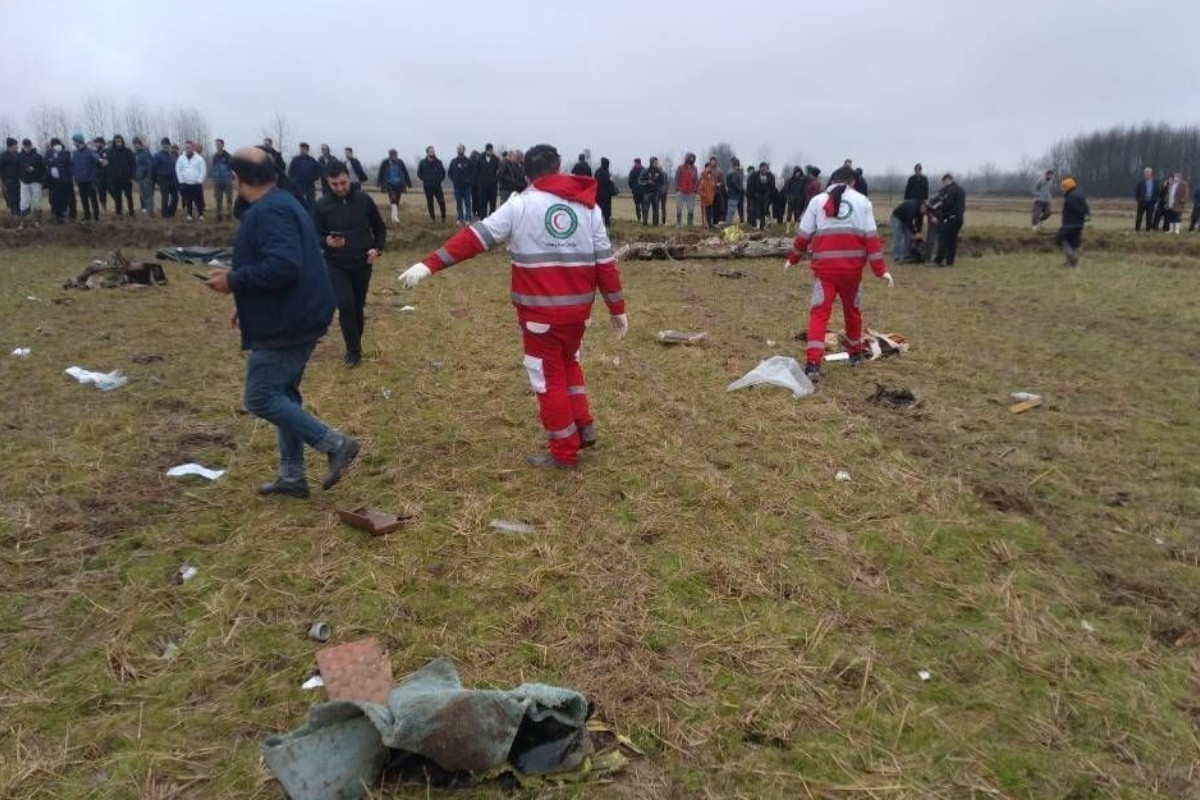 iranda dusen egitim ucaginda 3 kisinin hayatini kaybettigi aciklandi zlksFanS