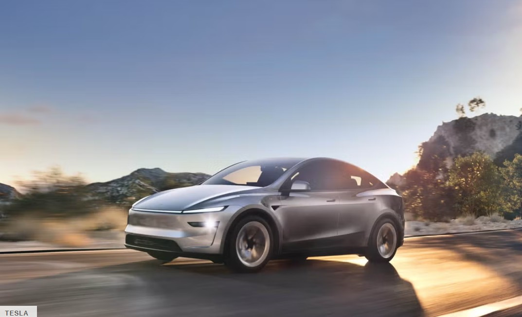 tesla 2025 model y juniperi cinde sessizce tanitti 1 dUwAvAUm