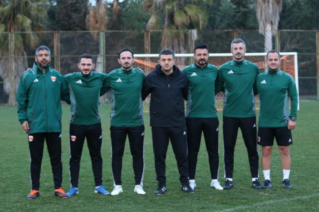 adanasporun yeni teknik direktoru hakan keles oldu NwMdjKdO