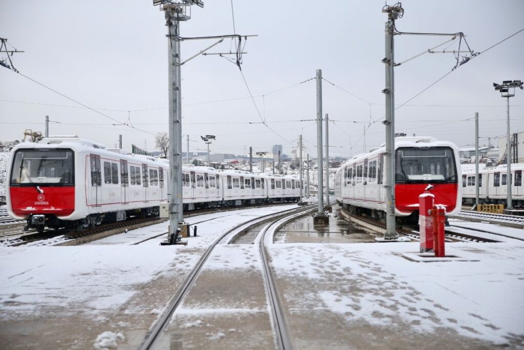 bakan uralogludan gebze darica metro hatti paylasimi raylar da gelecek de bizim 7SYgRVPC