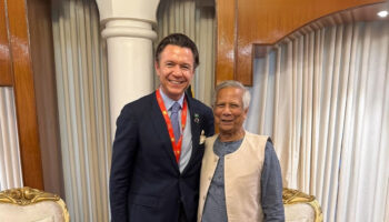 beko ceosu hakan bulgurlu bangladesin nobel odullu basdanismani muhammed yunusla bir araya geldi f5RLpwZC