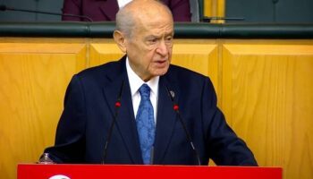 devlet bahceli kalp rahatsizligi nedeniyle hastaneye kaldirildi z3HFnU4F