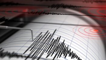 ege denizinde 47 buyuklugunde deprem meydana geldi fymOdHEY