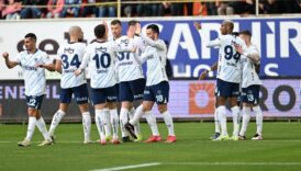 fenerbahce alanyaspor deplasmaninda 3 puani 2 golle kazandi mWBHX2xd