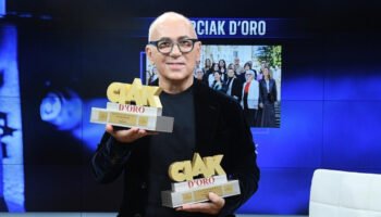 ferzan ozpeteke italyan seyircisinden altin superciak odulu vxp18VAZ