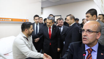 hazine ve maliye bakani mehmet simsek her turlu siddete karsiyiz vQlPaS2f