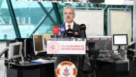 kilyos aciklarinda sert hava kosullarindan etkilenen gemi guvenli bolgeye cekildi aCdpsmq4