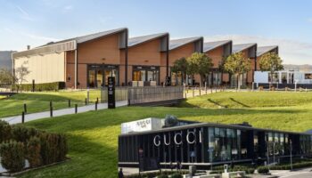 luks devi kering italyadaki iki outlet merkezini abdli gayrimenkul yatirimcisi simon property groupa satti xQRSveCd