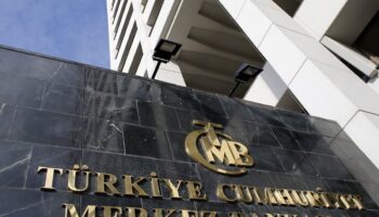 merkez bankasi zorunlu karsilik oranini yuzde 8den yuzde 12ye cikardi PzzcRxWf