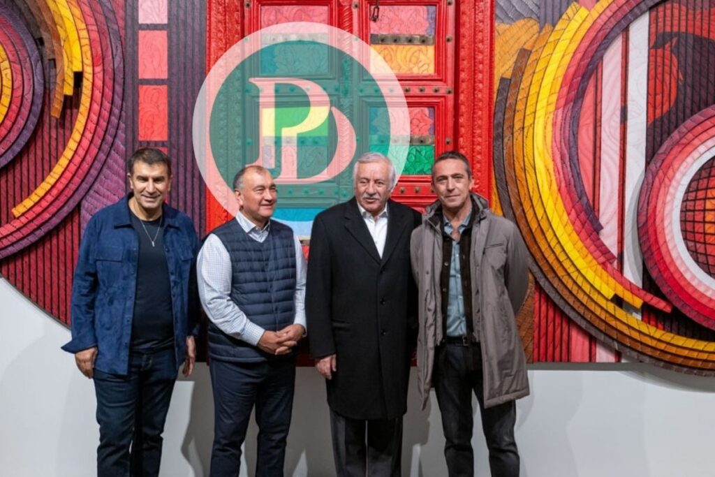 murat ulker ve ali koc ahmet gunestekinin feshanedeki kayip alfabe sergisini gezdi kulturel hafizaya gqqzcBvR