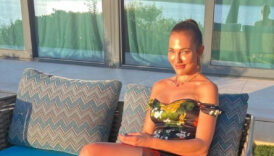 oyuncu meryem uzerlinin rus hayranlari harekete gecti GZGTfVng