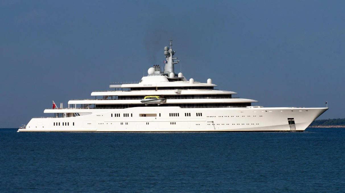 rus oligark roman abramovic kiralik super yat planiyla milyonlarca dolar vergi kacirdi 1 EnHUAW6C