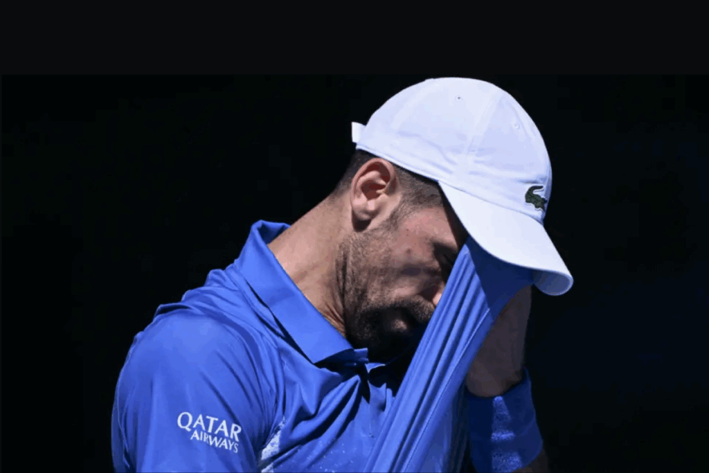 sakatlanan novak djokovic avusturya acik yari finalinden cekilmek zorunda kaldi bazi seyircilerin yuhalamasi tartisma 7EhatnjB
