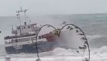 sariyer kilyosta firtina nedeniyle kuru yuk gemisi suruklendi L9VtVdN1