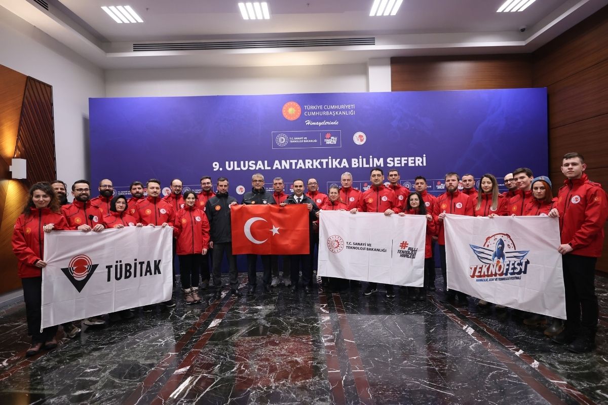 turk bilim insanlari 9 ulusal antarktika bilim seferi icin yola cikti 1 Fl6pXu3s