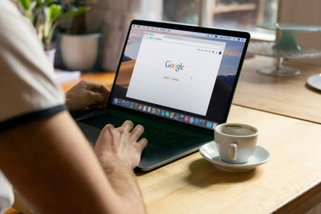abd adalet bakanligi googlea acilan antitrost davasinda chrome tarayicisinin satilmasi talebini tekrarlayarak mahkemeye revize AacIIx9e
