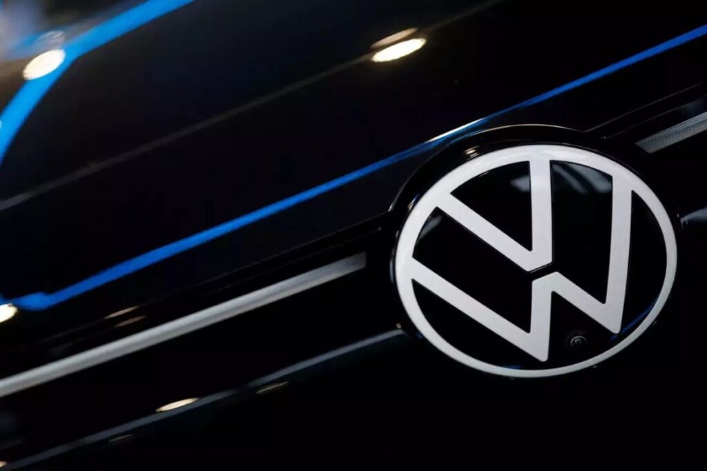 abdde volkswagene ait 60 binden fazla arac vites gostergesi hatasi nedeniyle geri cagrilacak 1z8RdM5r