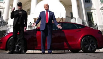 abdli 4 senatorden trump ve muskin tesla araclarla poz verdigi etkinlige sorusturma talebi bvQWEDWf