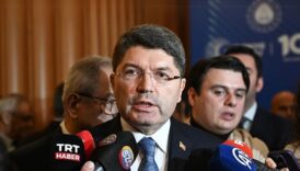 adalet bakani yilmaz tunctan chp kurultayi ve eylem tok ile oglunun abdden iadesi karari jlsupnWg
