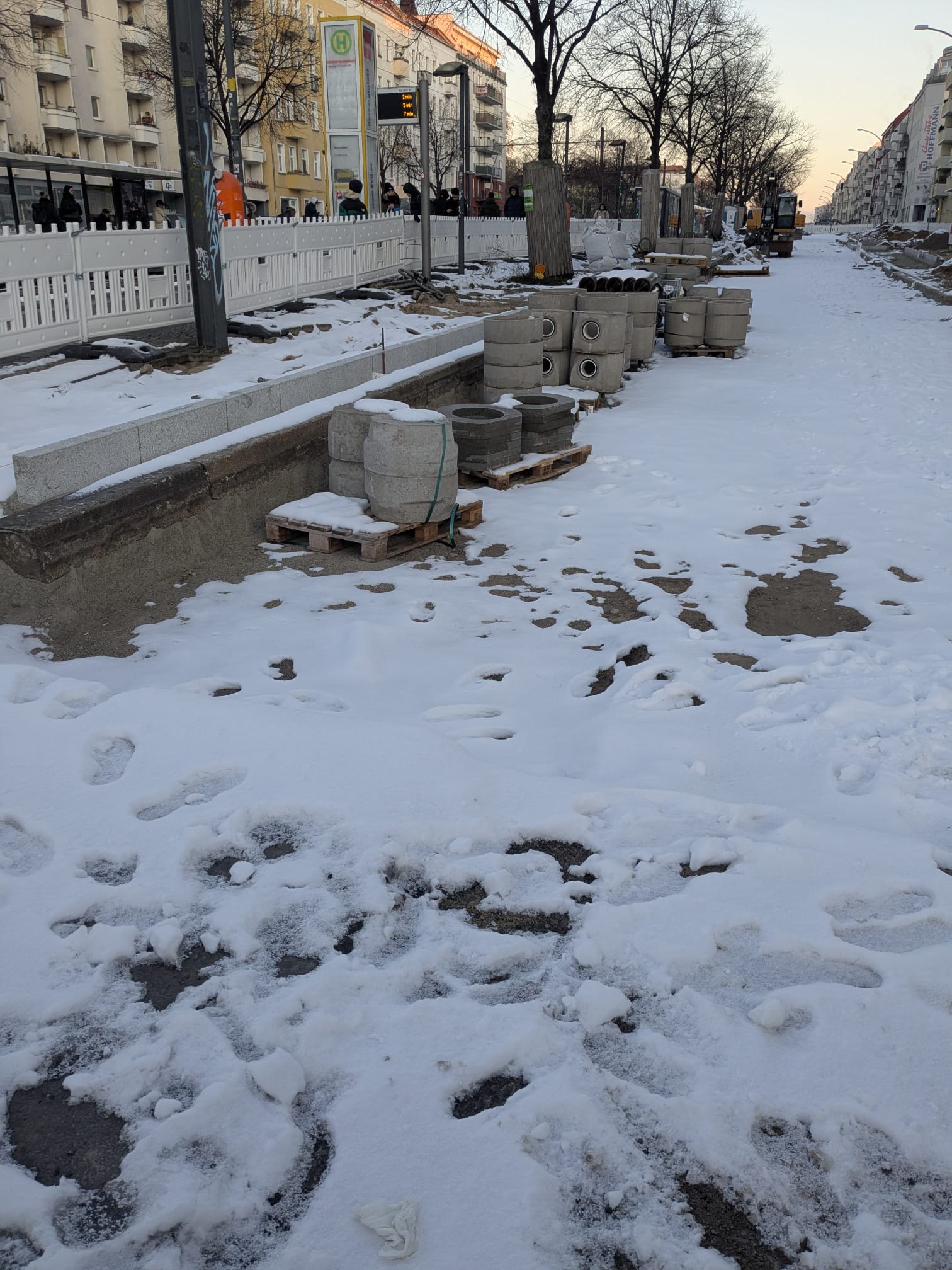 almanyanin baskenti berlin 7 derece ile karlar altinda kaldi 4 FwrOg3T2