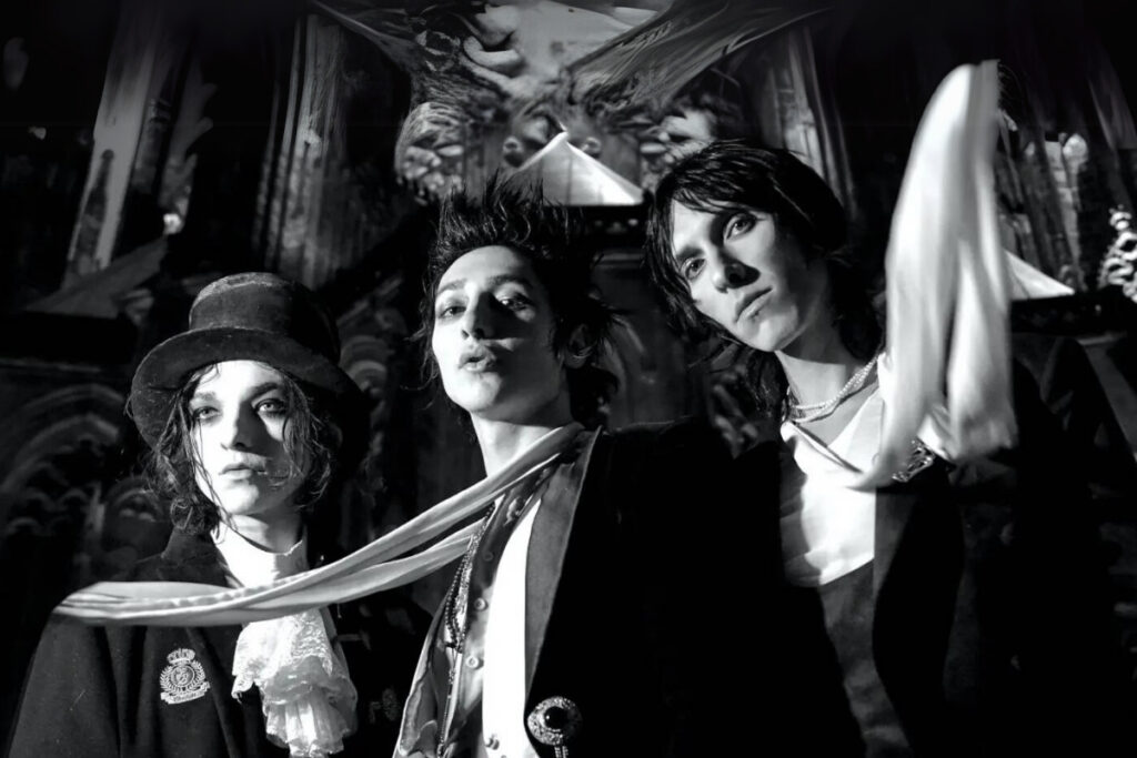 amerikali rock grubu palaye royale avrupa turnesi kapsaminda 9 nisanda istanbulda konser verecek cjAlyled