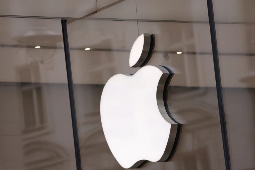 apple daha genis bir pazarda rekabet edebilmek icin dusuk maliyetli iphoneu piyasaya surecek dKVL8gct