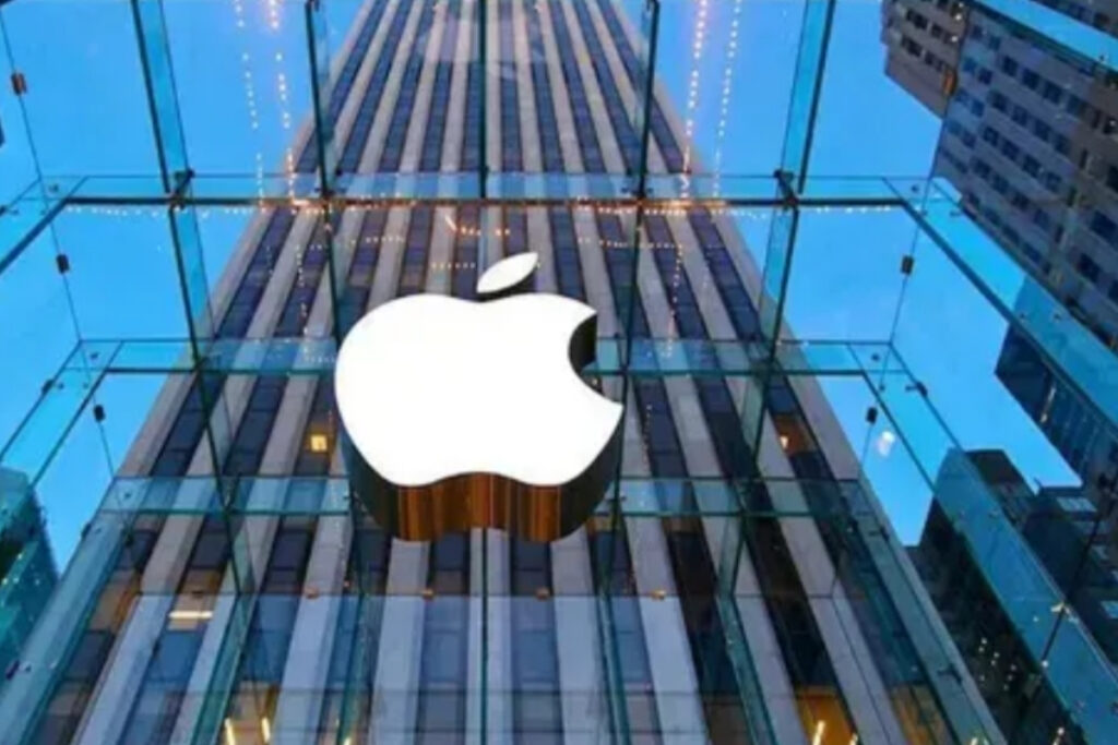apple iddialara gore tanitacagi iphone seyi 4 degil iphone 16e olarak isimlendirecek Rn6QfchC