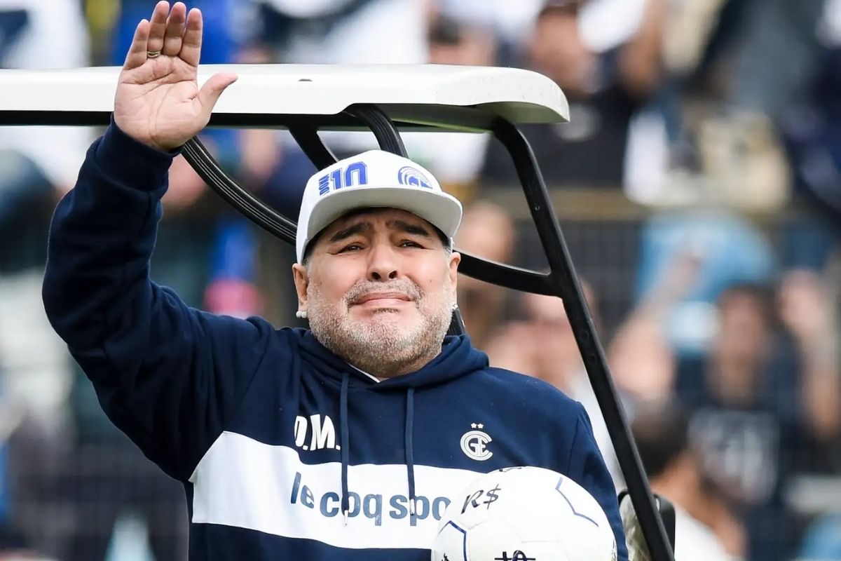 arjantinde efsane futbolcu maradonanin olumunu aydinlatacak dava basliyor 1 cRL7igXb
