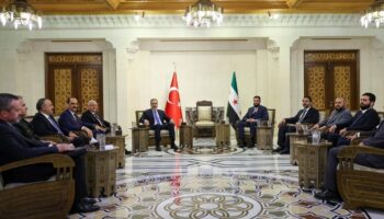 bakanlar hakan fidan ve yasar guler ile mit baskani ibrahim kalin suriye cumhurbaskani sara fdJKXYAP