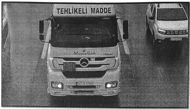 beykoz belediyesine ihale sonrasi gida teslimati yapildigi soylenen tirin aslinda petrol tankeri oldugu ve dGbOf5bd