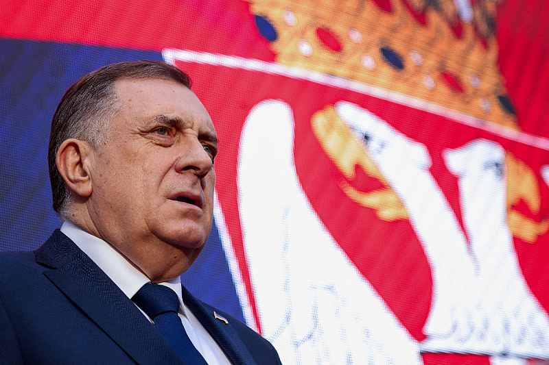 bosna hersekin sirbistan cumhuriyeti bolgesi baskani milorad dodik hakkinda hapis cezasi ve siyaset yasagi 26JsJuyD