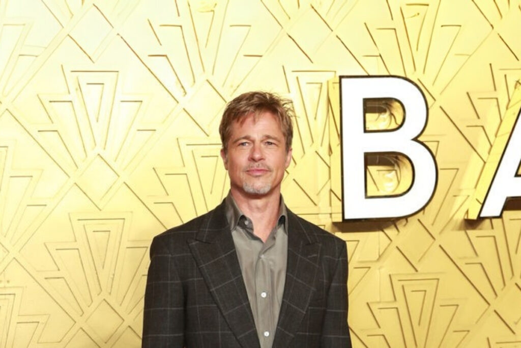 brad pitt heart of the beast filmi icin avustralyaya gitti HWSTyew6