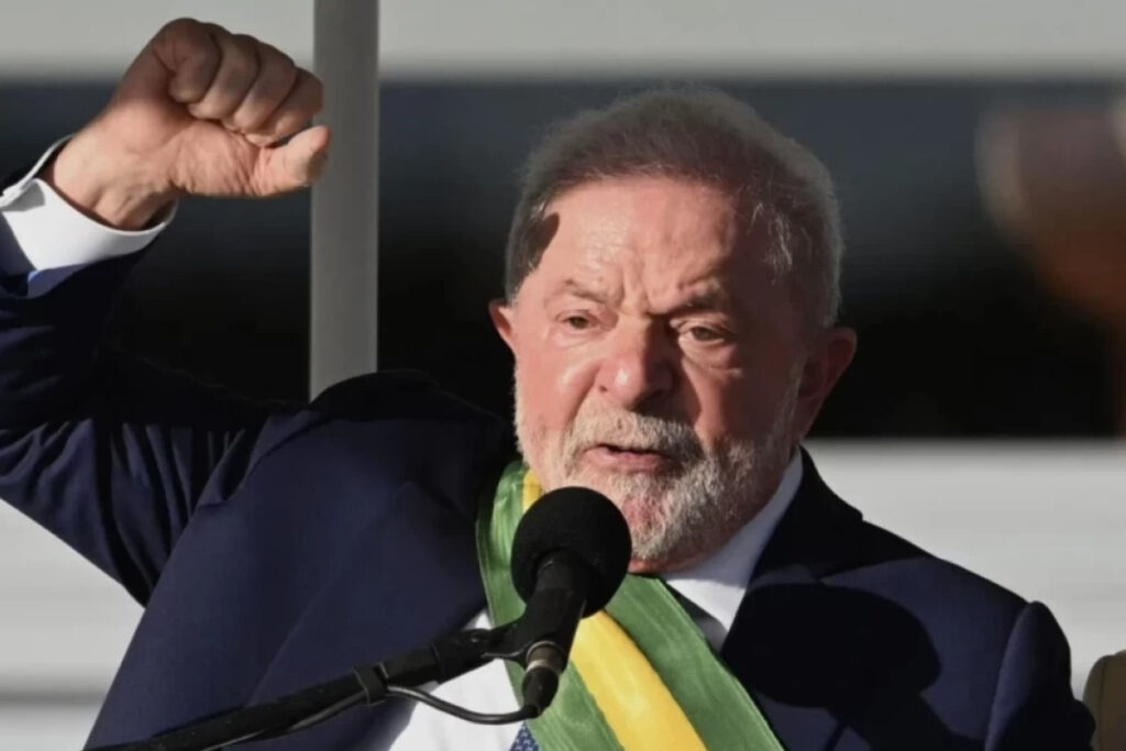 brezilya lideri lula da silvadan abdnin gumruk vergilerine tepki RI9Nc2k4