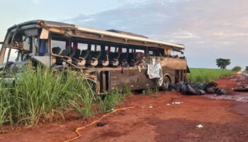 brezilyada universite ogrencilerini tasiyan otobus kaza yapti jvWcvhuk