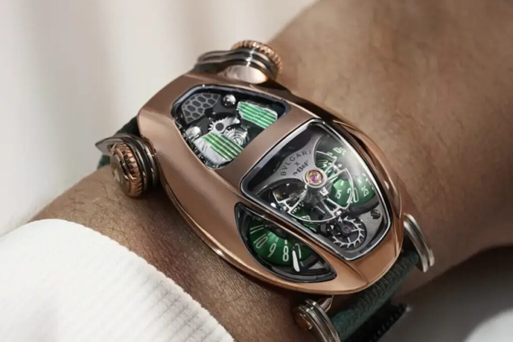 bvlgari ve mbf is birligiyle erkekler icin ilk serpenti modeli tanitildi dGMOQ9lz