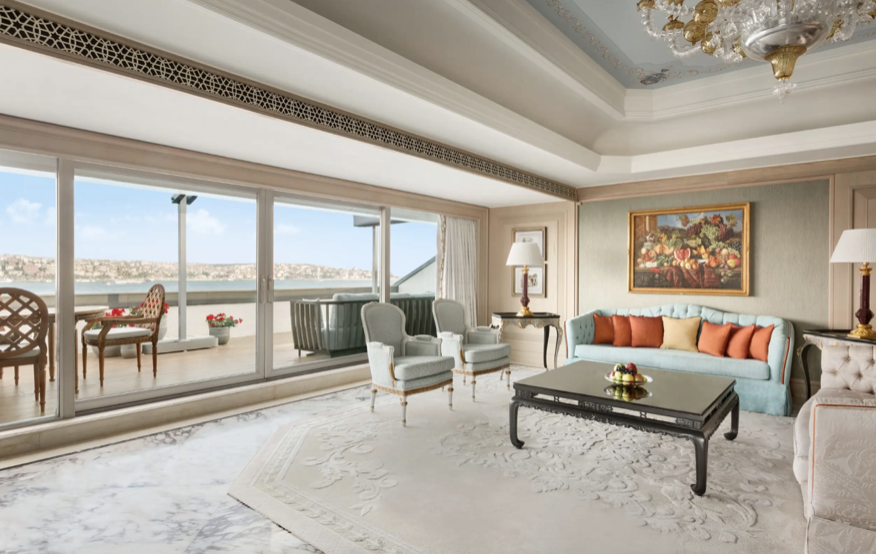 cilginca pahali 10 suit oda aralarinda istanbuldan da bir otel var 3 LK65G3qn