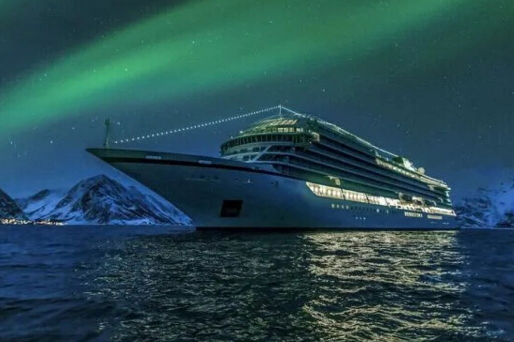 cruise turistleri kar kis dinlemedi tum zamanlarin rekoru kirildi JCSMTy8R