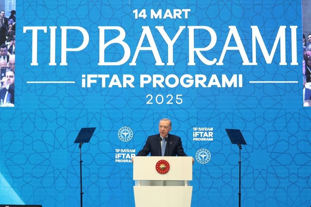cumhurbaskani erdogan saglikta 37 bin hekim disi personel istihdam edilecek pDXjHmkL