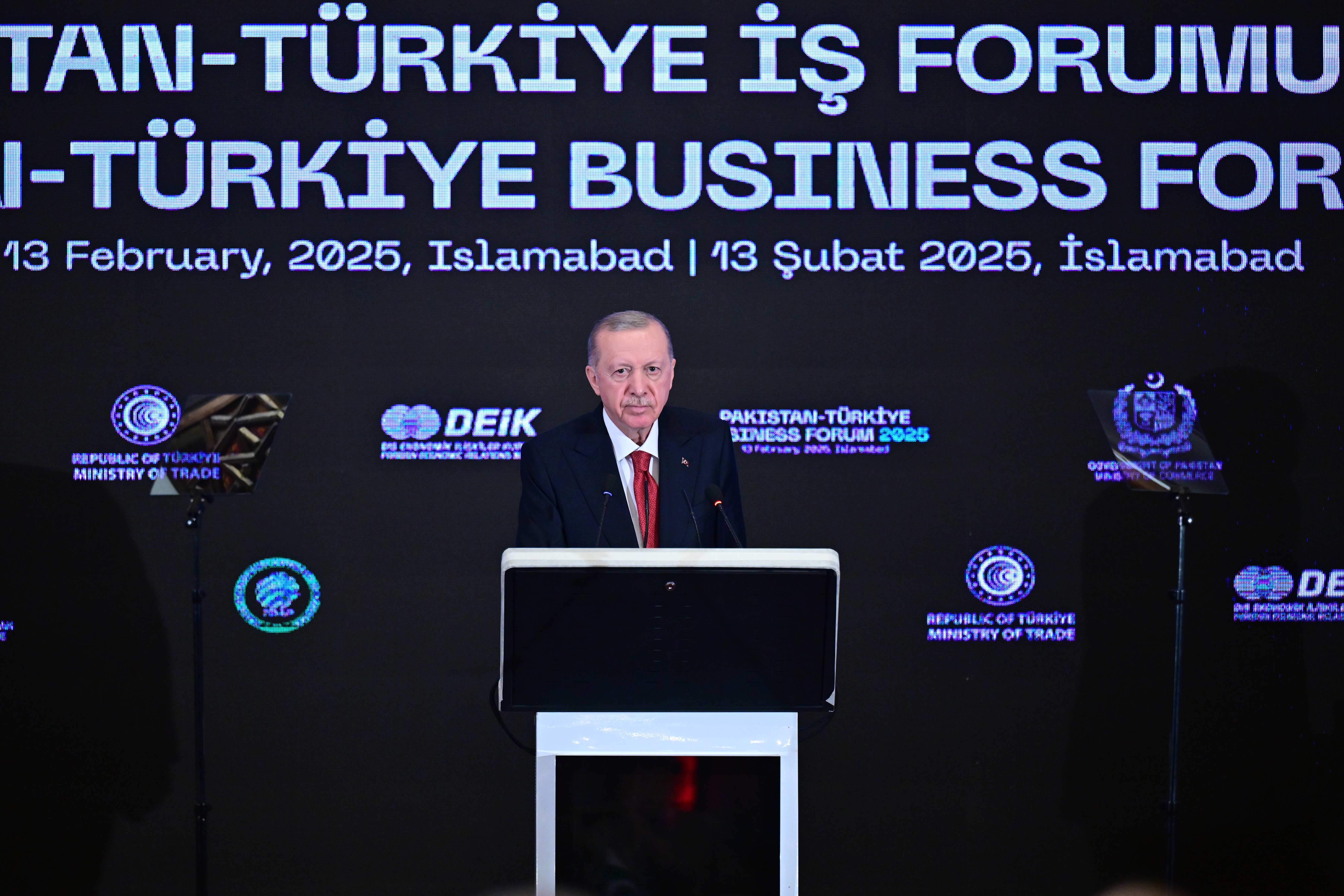 cumhurbaskani erdogandan pakistanda yatirimlara devam cagrisi muteahhitlik hizmetlerinde dunyanin 2 numarasiyiz 3 mBcbfCuQ
