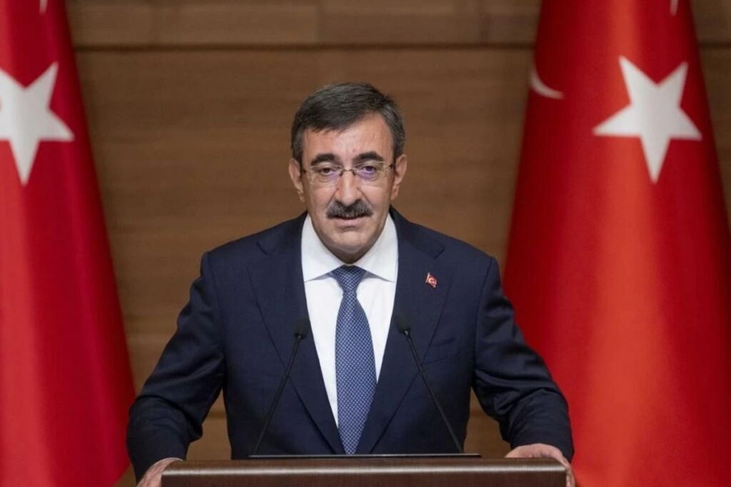 cumhurbaskani yardimcisi cevdet yilmazdan tusiada tepki yersiz nezaketten yoksun bir tutum zF699DXT