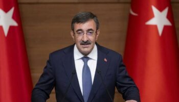 cumhurbaskani yardimcisi cevdet yilmazdan tusiada tepki yersiz nezaketten yoksun bir tutum zF699DXT