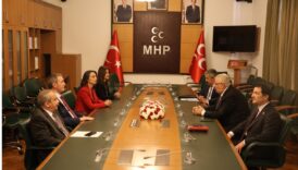 dem parti heyeti tbmmde mhp grubunu ziyaret etti devlet bahceli ve ahmet turk katilmadi alYFCSf5