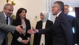 dem parti heyeti tbmmde mhpnin ardindan ak partiyi ziyaret etti pvLp9pjl
