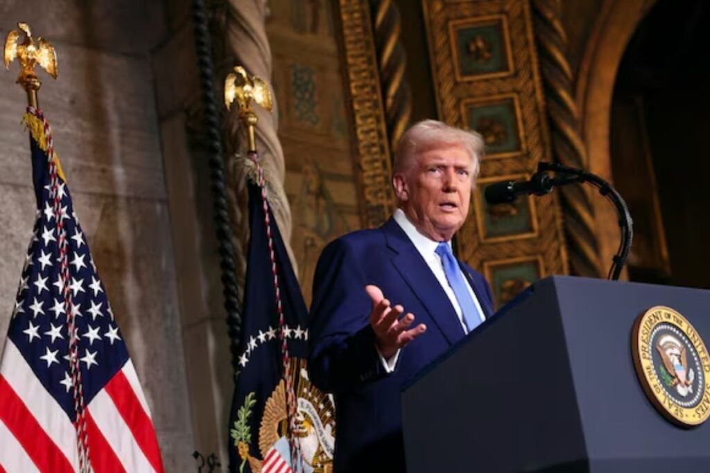 donald trump otomobil ilac ve ciplere yuzde 25 oraninda gumruk vergisi getirecek eFfwF1dh
