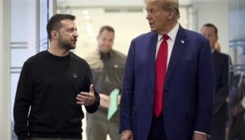 donald trump zelenskiy cuma gunu anlasmayi imzalamaya gelecek XEKn5xpX