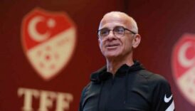 dun gece hastaneye kaldirilan fenerbahcenin efsanelerinden oguz cetinin saglik durumu iyi tedbir amacli olarak 5FNRa7Ip