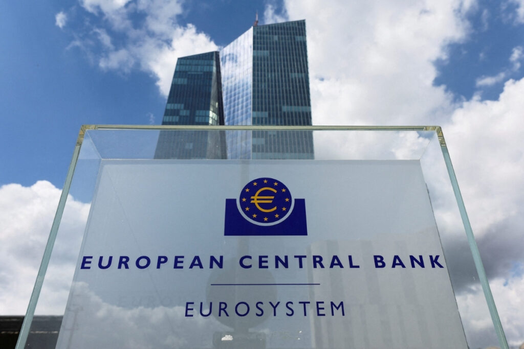 ecb baskani lagardedan kuresel ticaret savasi uyarisi VROp6JLG