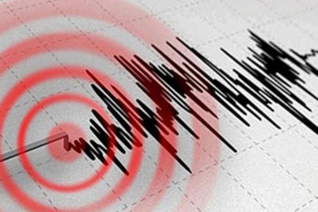 ege denizinde 49 buyuklugunde deprem meydana geldi DaumSeST